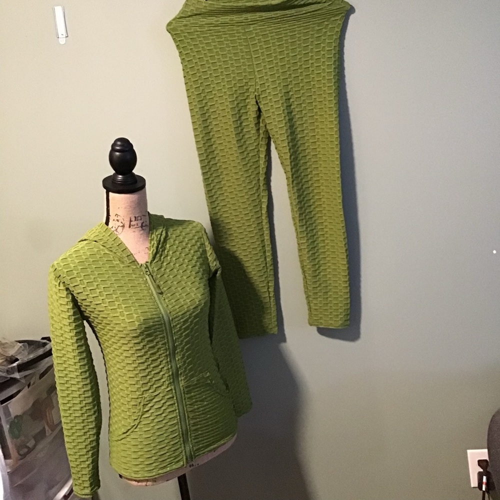 Honey Comb Textured High Waist Tummy Control Workout Set SZ S/M Used Once